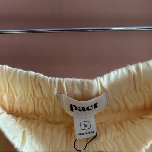 Pact Daffodil Rhea Tabbed Shorts Pull On Yellow Linen Organic Cotton NWT Size S - Picture 3 of 4